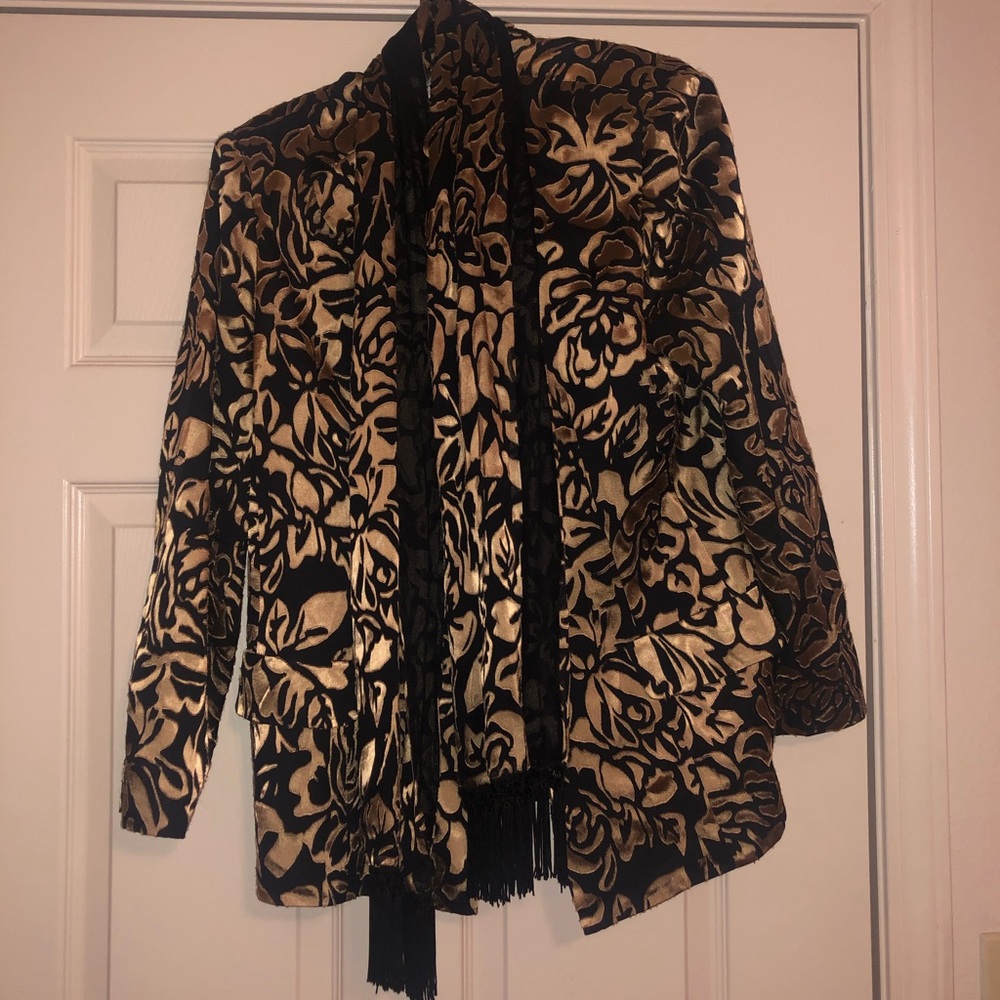 Black and Gold Ricki Freeman for Teri Jon blazer